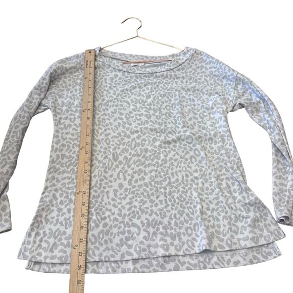 143 Story by Line up animal print lightweight sweatshirt size small - Picture 2 of 6